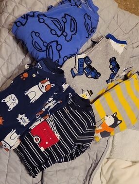 Carter's Mixed Blue and Yellow Kids Pajama Set with Vehicle & Dog Prints